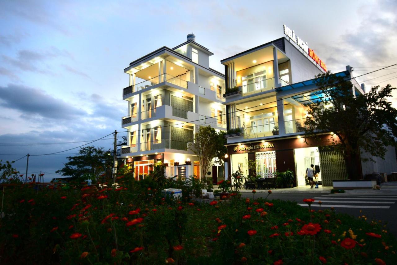 ホテル Nha Nghi Hung Hoa ファンティエット エクステリア 写真